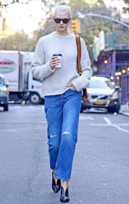 今年流行的奶奶鞋怎么搭配才好 (今年新流行奶奶鞋洋气百搭显高挑)