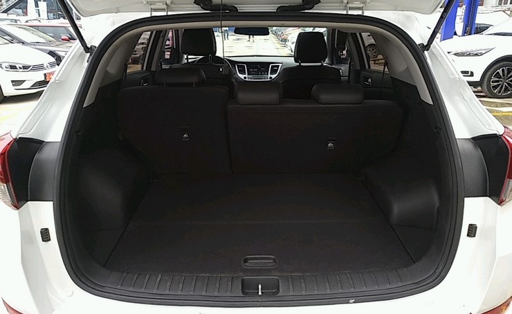 16款1.6t的二手现代途胜,现代全新途胜四驱二手车值得买吗