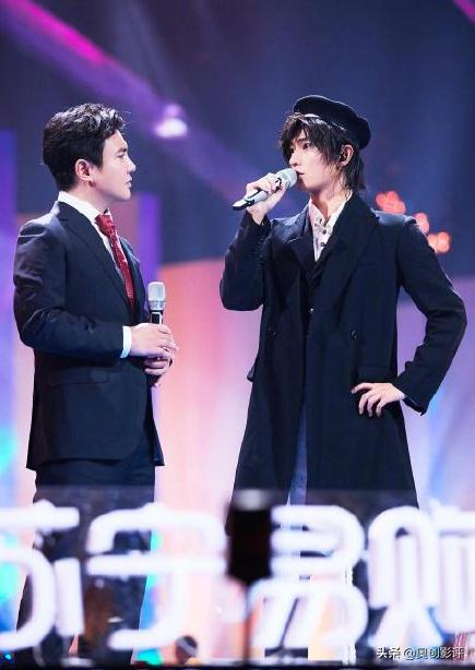 沈腾和杨洋年轻时的颜值,沈腾沙溢杨洋三大校草齐聚王牌