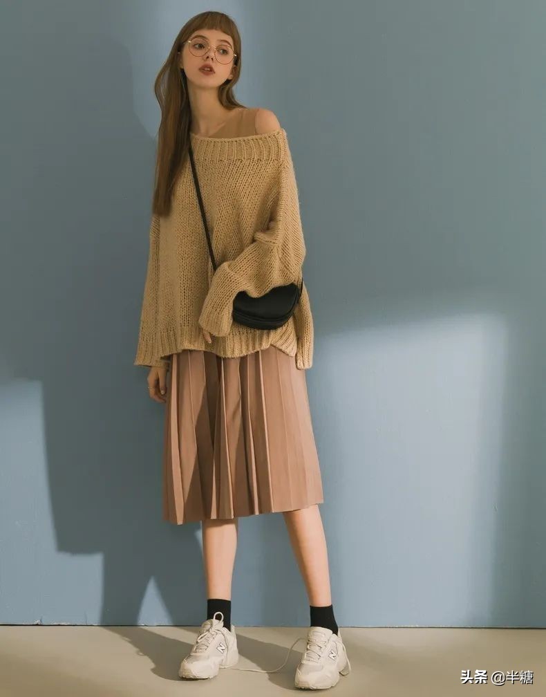 韩剧女主的穿搭连衣裙,韩剧女主穿条纹衬衫