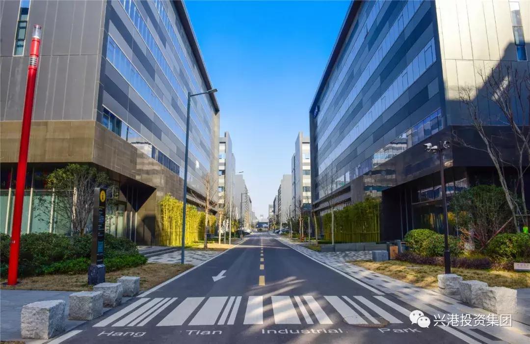 探访数字化工厂感受中国智造魅力,探秘产业园区