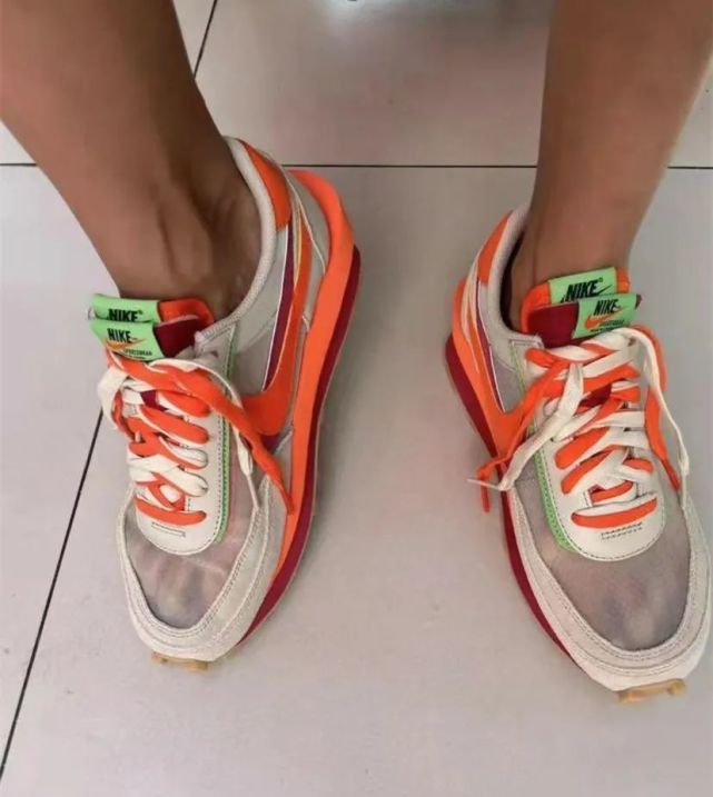 露脚趾？陈冠希Clot x sacai跌破1500元！运费400，遭取消订单