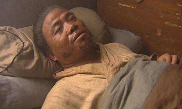 恨锁金瓶潘金莲毒死武大郎后续,恨锁金瓶里潘金莲为什么挨打