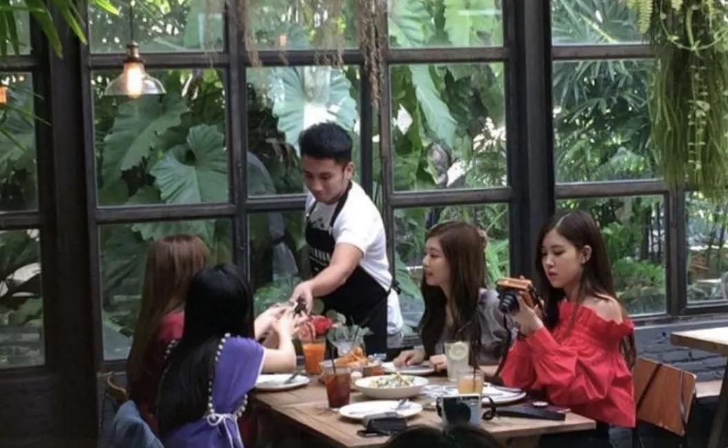 疫情结束了就去全世界旅游,现在疫情去哪旅行呢