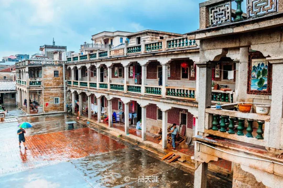 探大钱，起大厝，每个闽南人心中都有座南洋楼