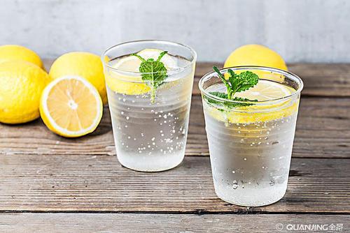 炎热的夏天挡不住夏日的清凉,炎热的夏天自然少不了清凉