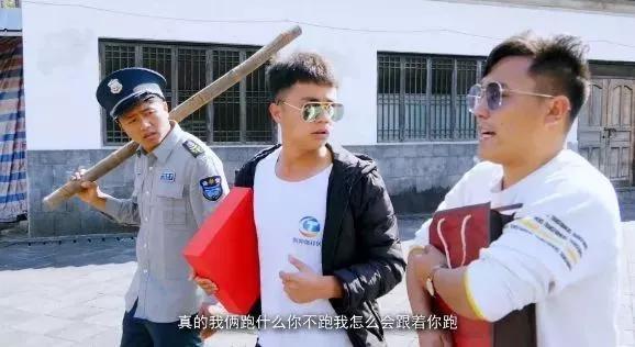 腾冲“疫”线的那抹志愿红