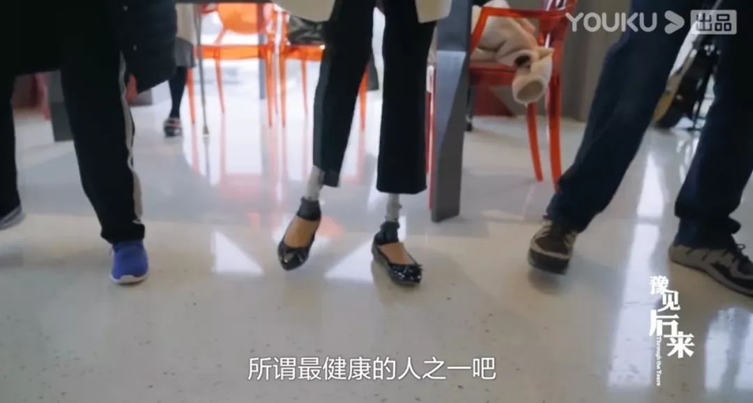 汶川地震中失去双腿的舞者,被地震夺去双腿的舞者廖智