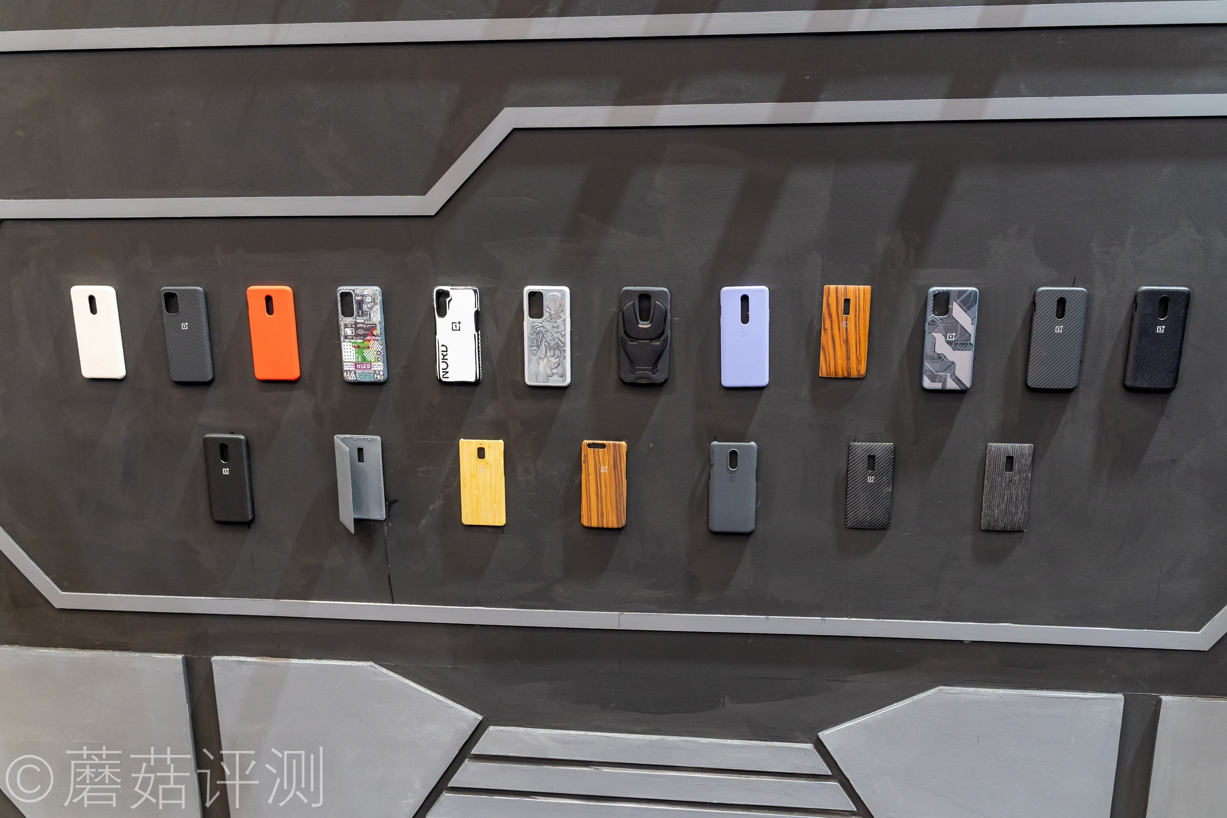 又有啥好玩的？蘑菇带你逛ChinaJoy2021，硬件、车和漂亮的小姐姐