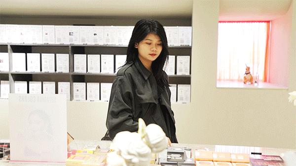 全川首家，四川邮政“前店后仓+快速配送”跨境电商新业态体验店开业啦