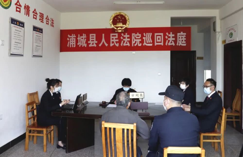 森林火灾60岁老汉判刑,引发森林火灾判什么罪