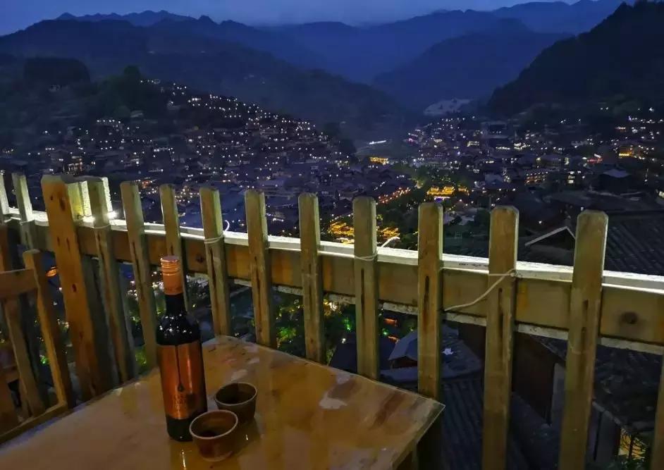 等一个人陪我旅游,等一个人陪我一起跨年