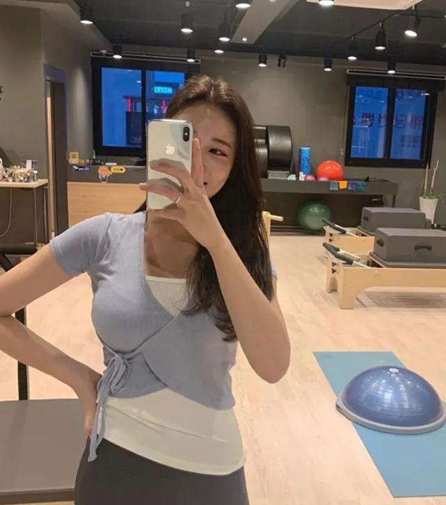 喜欢买衣服的女人最漂亮,喜欢买衣服的女人视频