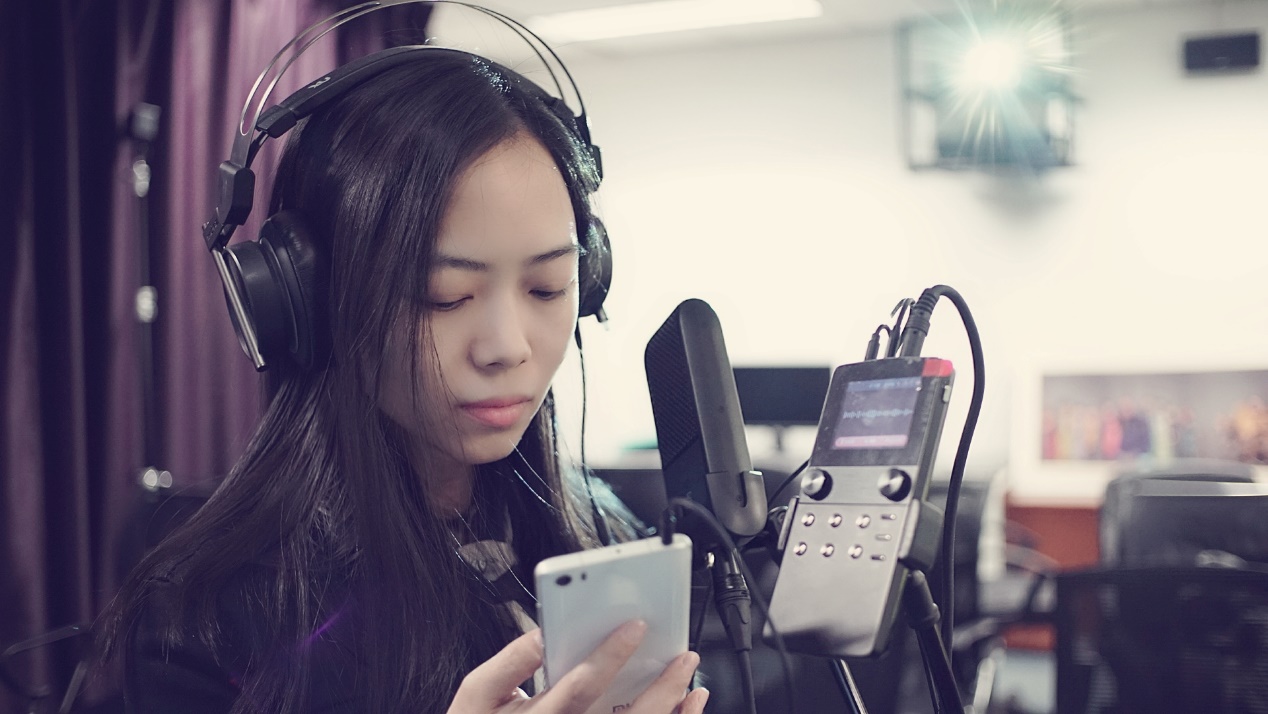 唱吧智能彩屏声卡使用教程,直播声卡k歌神器