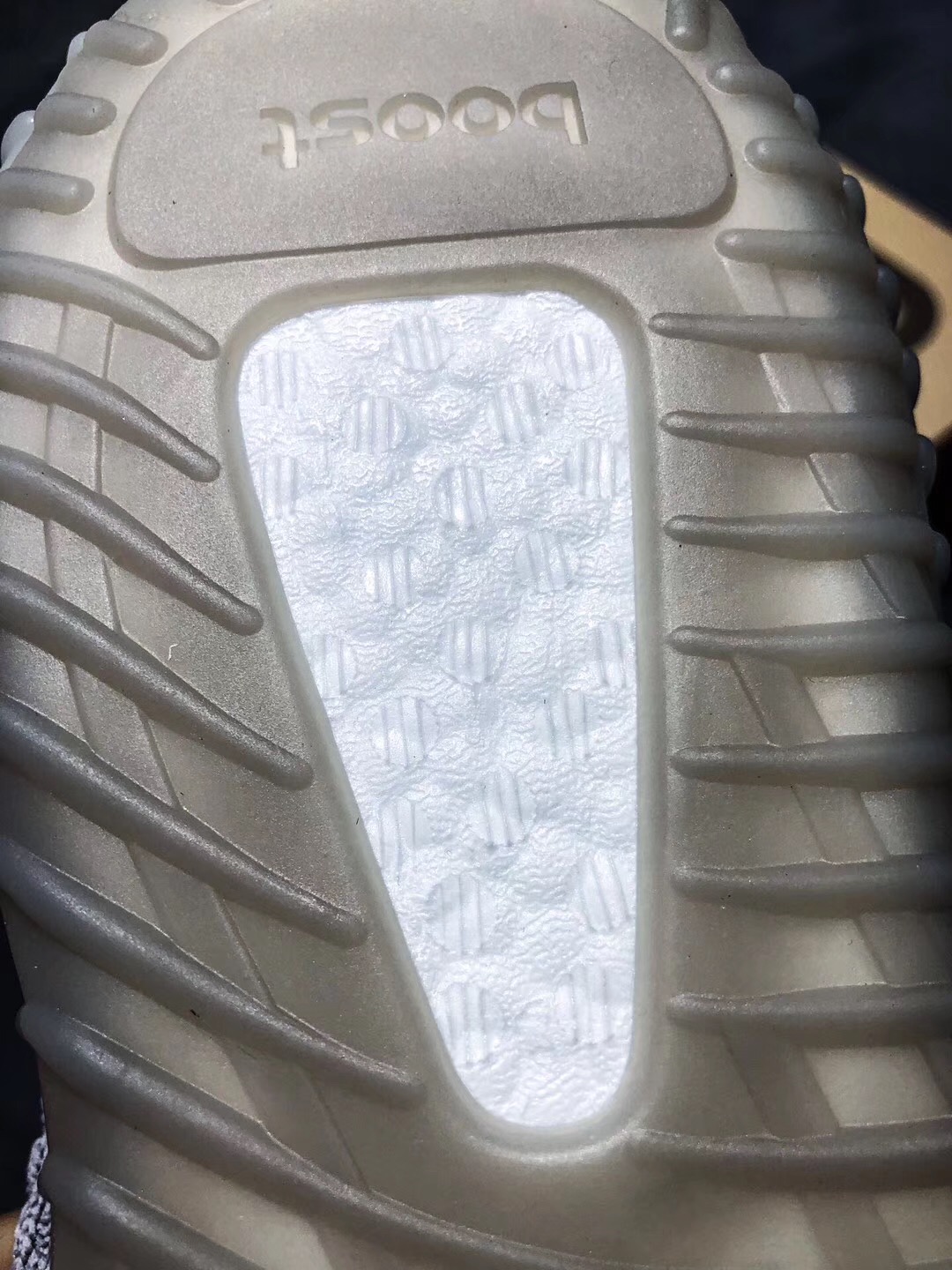 为什么很多人来福建,福建代工鞋和正品质量一样么