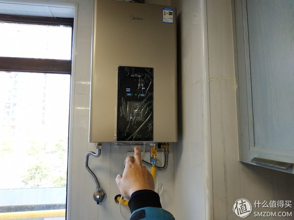 美的pm3水伺服热水器怎么样,美的水伺服燃气热水器ks3