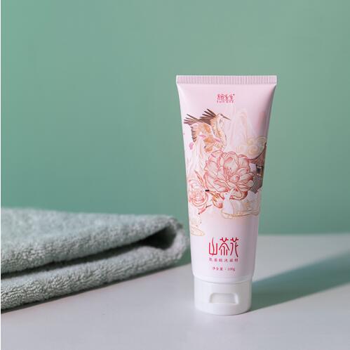 山茶花氨基酸洗面奶温和控油,施生生山茶花洗面奶