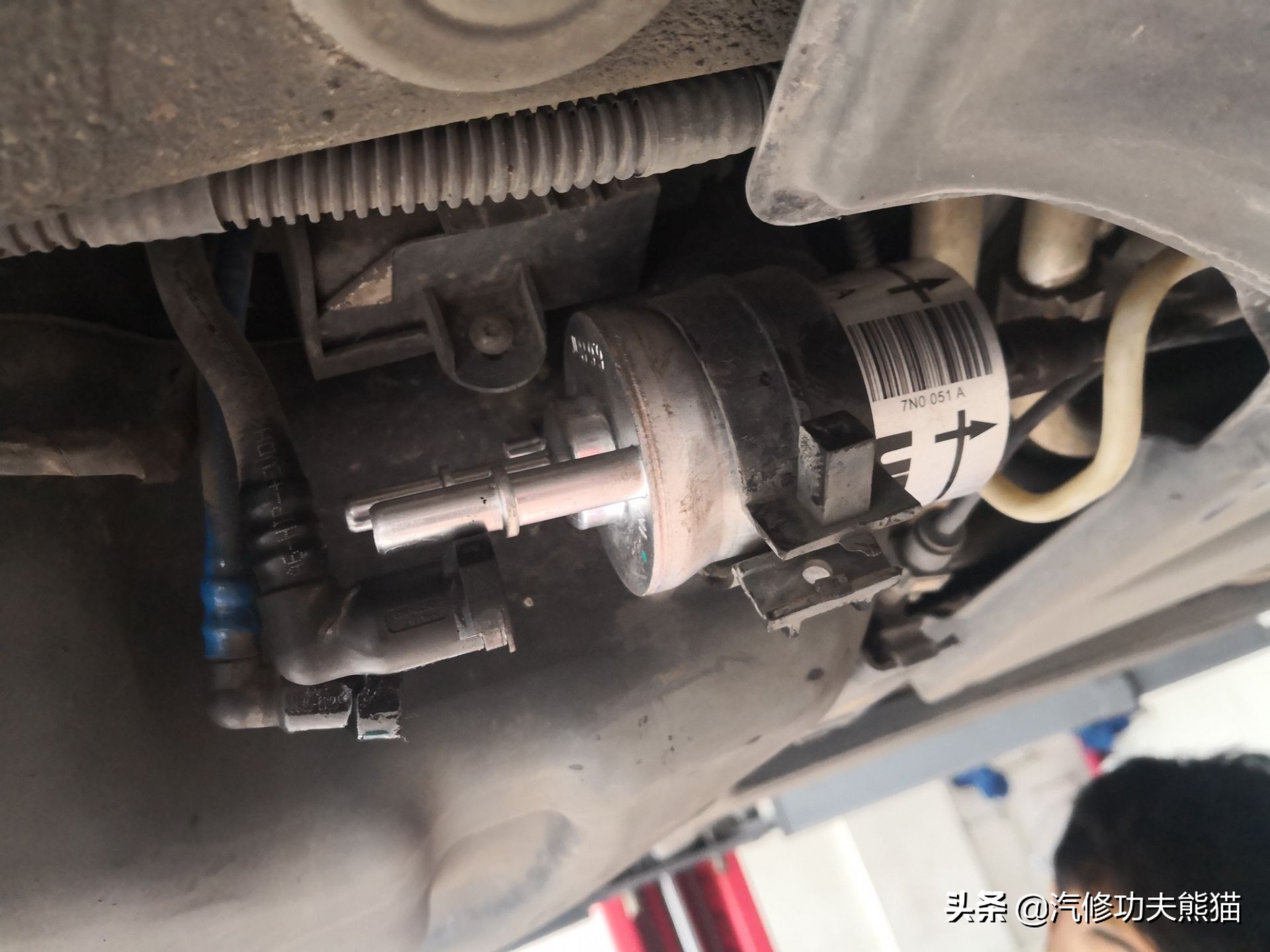 百年大众汽车品牌毁于烧机油?烧机油并非绝症,看看这台进口夏朗