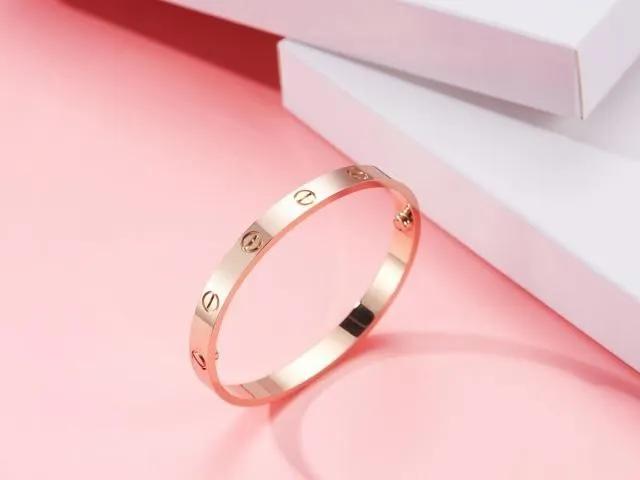 手链断了修一下多少钱,8千元手链维修