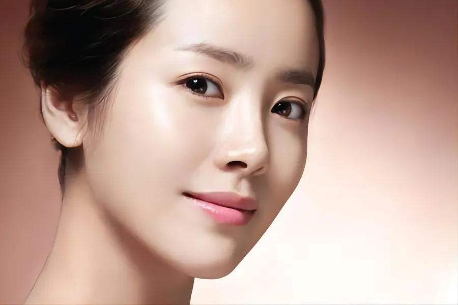 隆鼻后感觉鼻子变大是什么原因