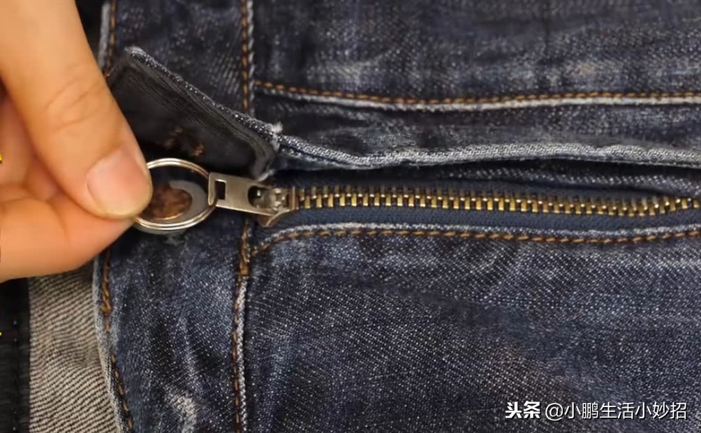 裤子拉链往下怎么办,裤子拉链往下的解决方法