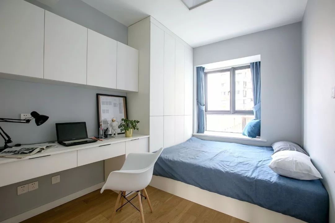 房间小柜子和书桌怎么设计,全屋定制小柜子和隐藏式书桌