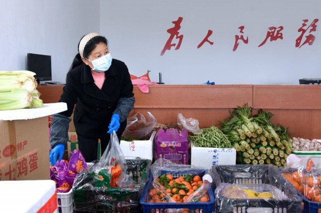 疫情防控期间开展志愿便民服务,疫情防控社区志愿者上门扫码