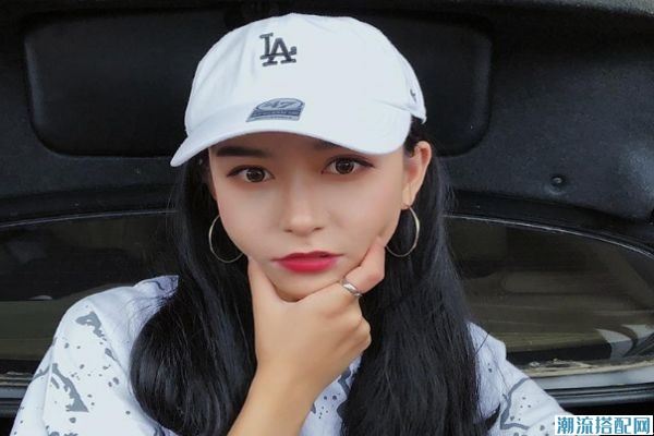 la和mlb的帽子哪个好看,mlb的帽子和ny的帽子哪个更好