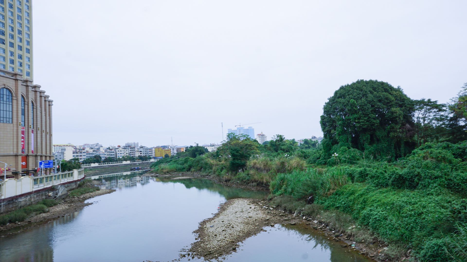 北海开车去越南,从北海一路开车到越南都遇到什么