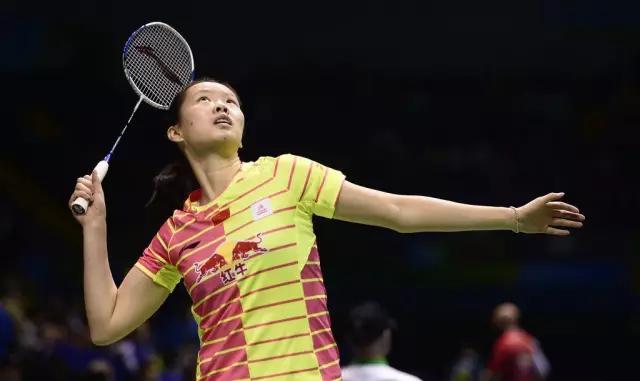 打好高远球，这些点你要注意