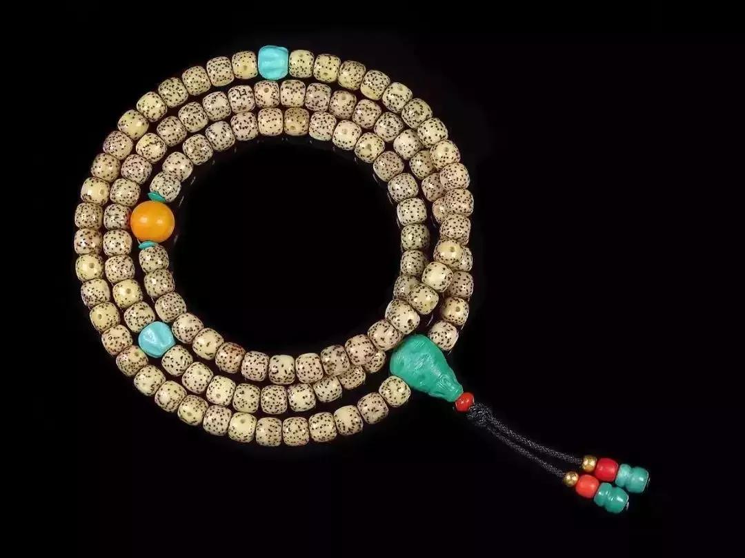 菩提盘玩粘手怎么处理,菩提咬手是什么样的