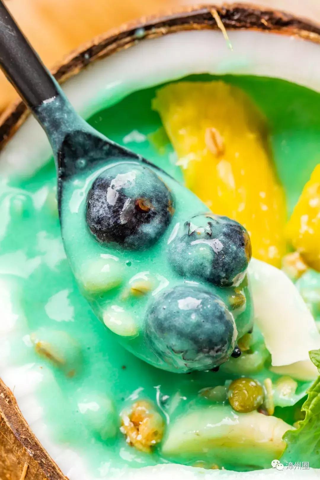 椰子碗甜品颜值高,火爆ins的椰子碗直接送