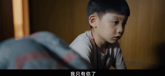 国民姐姐张子枫的成名秘史,国民妹妹张子枫5岁随母北漂