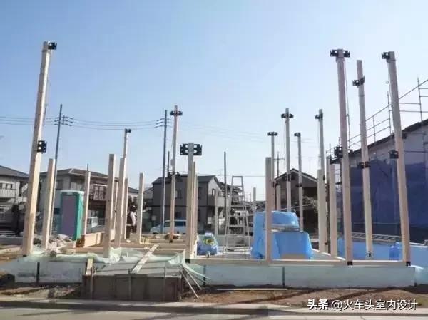 日本地震很多都是木质结构房屋吗,日本房屋为什么这么能抗住地震