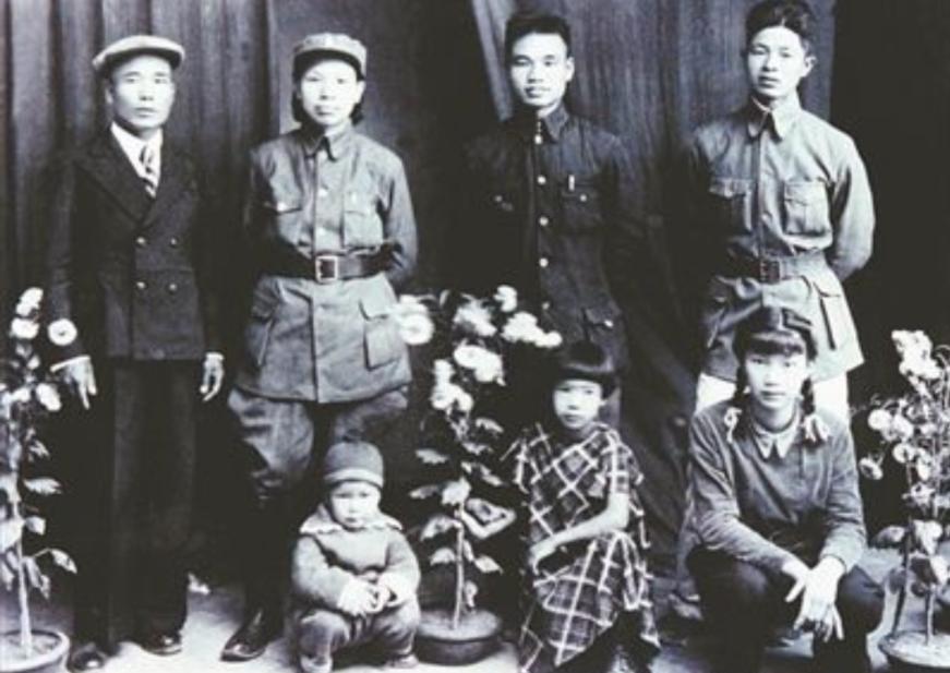 刘思齐回忆：毛岸英赴战场前特意交待了四件事，牺牲后才明白寓意