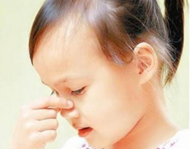 孩子流鼻血仰头了怎么办,孩子流鼻血要仰头吗