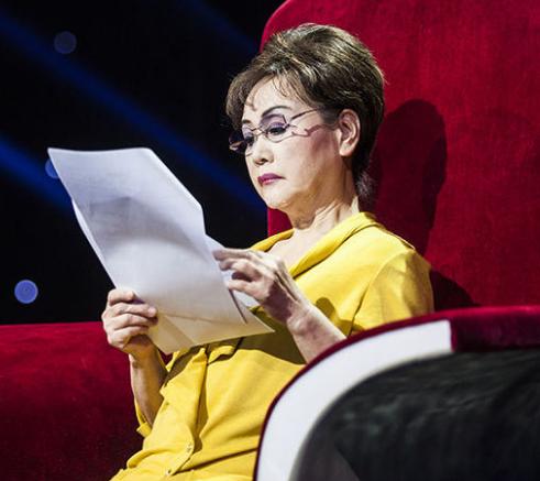 李谷一和那英谁是真正的歌坛天后,歌唱家李谷一目前情况