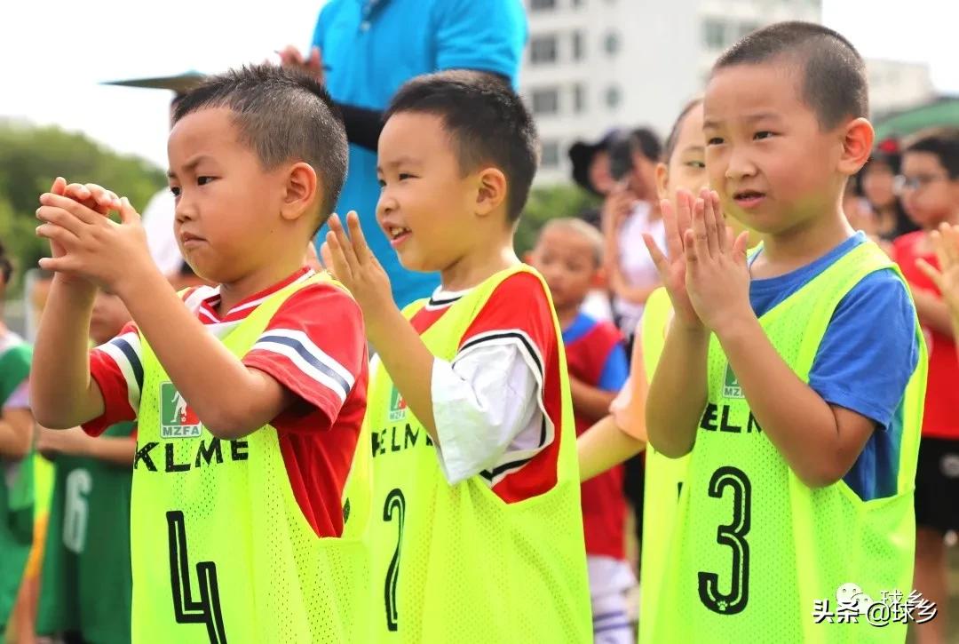 快乐足球记忆录,足球带给孩子们更多的快乐和成长