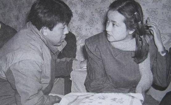 陈国军刘晓庆姜文三人照片,陈国军找姜文谈话