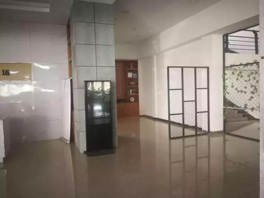 2024款霸道什么时间出售,17年顶配霸道拍卖