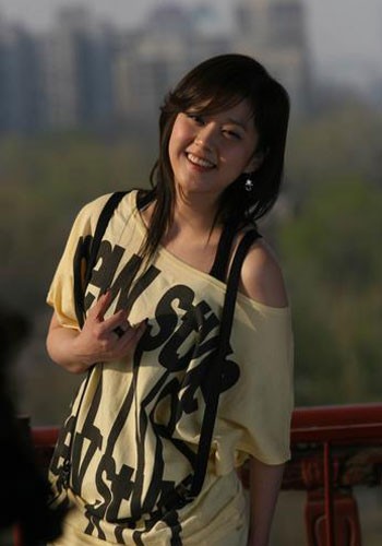 “刁蛮公主”张娜拉,献歌奥运,误谈圈钱被封杀,40岁想嫁中国