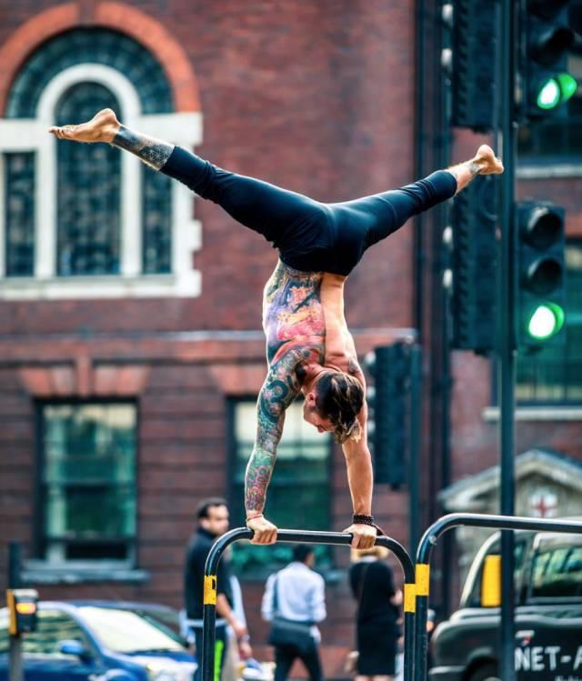 盘点男人练瑜伽,男人瑜伽刚柔并济