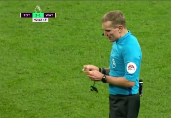 孙兴慜加盟热刺首次亮相颠球,韩国队孙兴慜与小球童握手