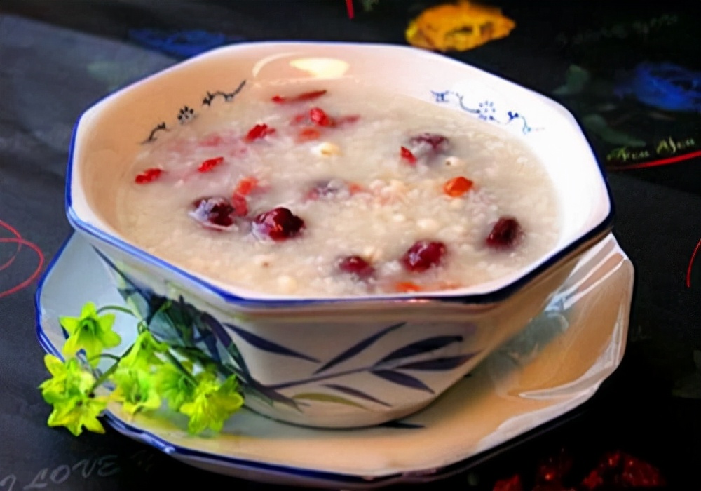 泰迪狗来月经几天能配狗,有宠物狗来家怎么办