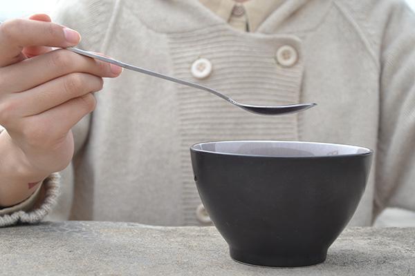 烧开的自来水和矿泉水哪个更健康,桶装水和烧开的自来水混合一起喝