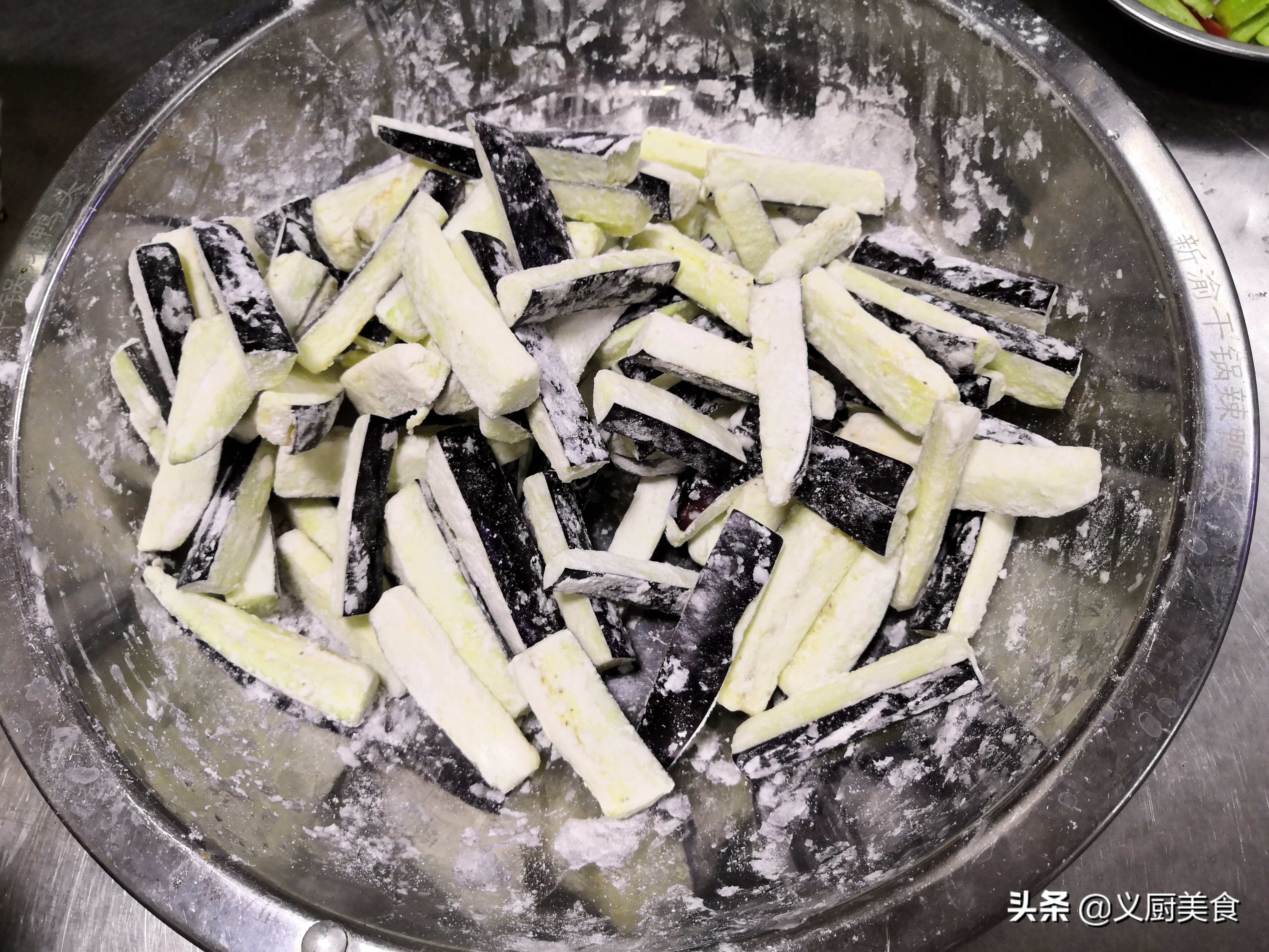 风味茄条饭店正宗做法,风味茄条做法料汁