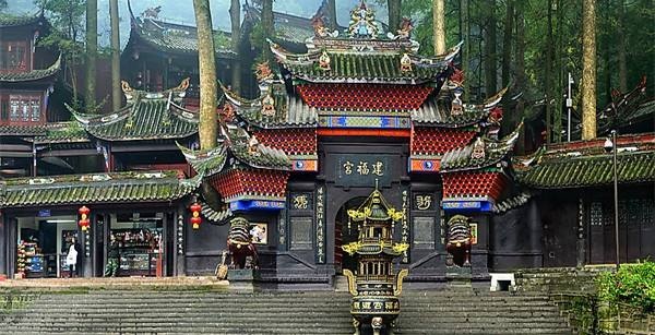 四川哪些地方值得打卡旅游,四川哪里的旅游最具有特色