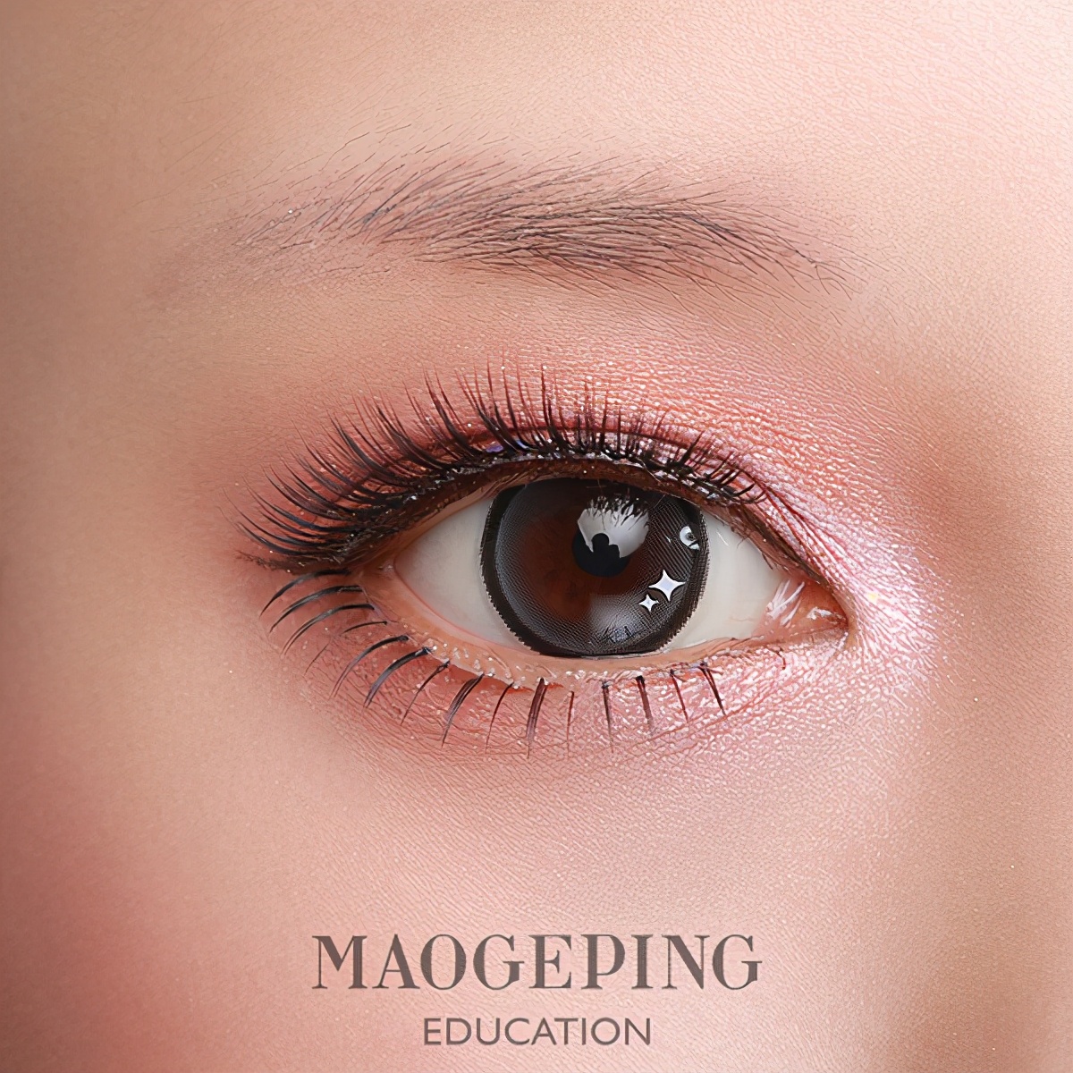 最简单的芭比眼妆教程,一眼就会画的芭比眼妆