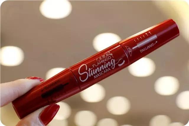 小众却很好用的化妆品,一些很离谱但是很好用的化妆品