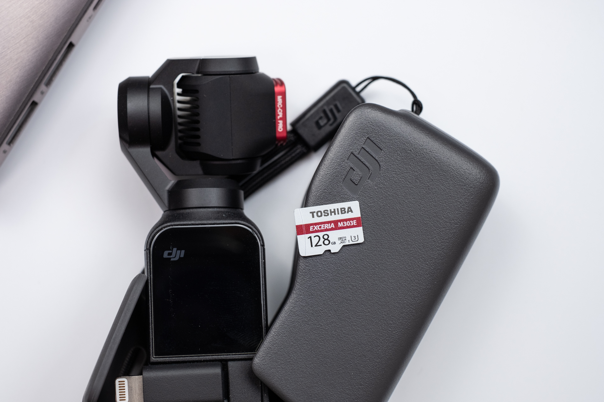 大疆拍摄用的内存卡,大疆拍摄高清画面实时储存在哪儿